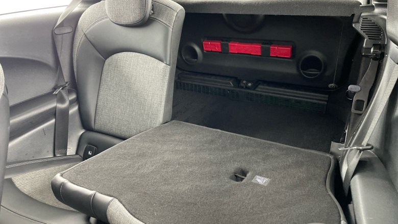 MINI Hatchback 135kW Cooper S Level 2 33kWh 3dr Auto Electric Hatchback